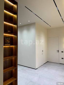 3-otaqlı yeni tikili, Sergey Senyuşkin küç. 83, 125 m²