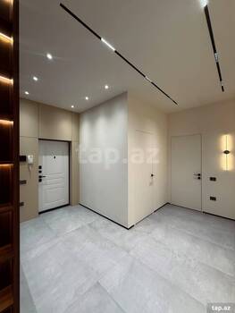 3-otaqlı yeni tikili, Sergey Senyuşkin küç. 83, 125 m²