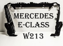 "Mercedes E-class" ekran plasmas