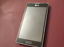 LG P710