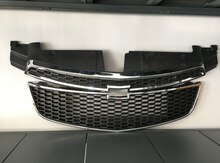 "Chevrolet Cruze" radiator barmaqlığı