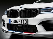 "BMW G30 LCI" radiator barmaqlığı