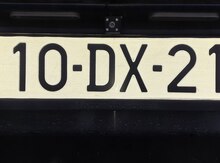 Avtomobil qeydiyyat nişanı - 10-DX-210