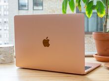 Apple MacBook Air (Apple M1 Gold)