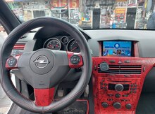 "Opel Astra H" monitoru