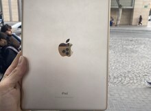 Apple iPad 9.7 (2017) Gold 128GB/2GB