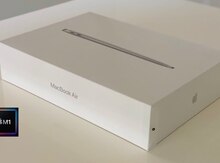 Apple MacBook Air 13 - inch M1 / 256GB SSD