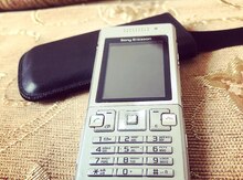 Sony Ericsson T700 Silver