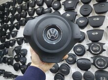 "Volkswagen Tiguan" airbag
