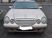 Mercedes E 200, 2000 il
