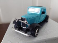 "Ford 1935 scale(1:32)" modeli
