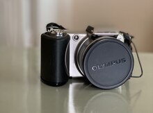 Fotoaparat "Olympus  SP-800 UZ"