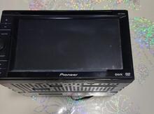 "Pioneer" monitoru