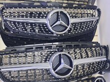 "Mercedes-Benz GT/Diamond/Maybach" radiator barmaqlığı