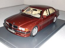 Model "BMW 740 i, E38"