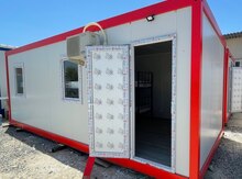 Sandwich panel container