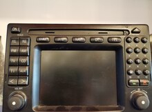 "Mercedes-Benz W210" monitoru