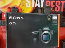 Sony A7 III  