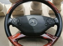 "Mercedes W 221 2010" sukanı