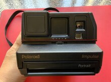 Fotoaparat “Polaroid 600 İmpulse”