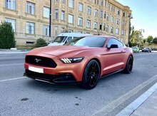 Ford Mustang, 2016 il