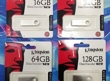 USB flaş kart Kingston