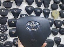 "Toyota Auris" airbag qapağı
