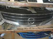 "Nissan Altima" radiator barmaqlığı