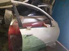 "Nissan Sunny" ön qapı