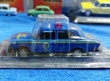 Коллекционная модель "Lada Vaz2107 Police Blue 1981"