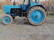 Traktor T-50
