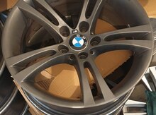 "BMW E60" M5 diskləri R18 