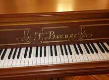 Piano "J.Becker"