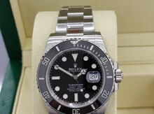 "Rolex Submariner Date" qol saatı
