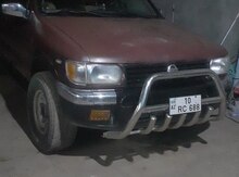 Nissan Pathfinder, 1997 il