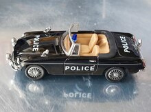 Коллекционная модель "MGB MKII Cabriolet British Police 1962"