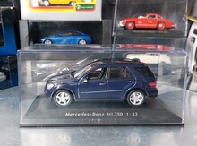 Коллекционная модель " Mercedes-Benz ML350 W164 blue 2005"