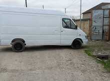 Mercedes Sprinter, 1999-cu il