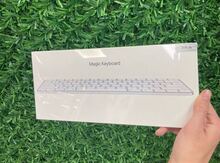 "Apple Magic" klaviaturası