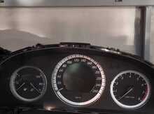 "Mercedes C-class" cihazlar paneli