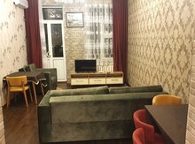 2-otaqlı mənzil kirayə verilir, Sahil m., 60 m²