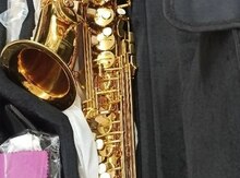 Saksafon "Yamaha"