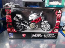 Коллекционная модель "Ducati Monster 1100 silver  2010"