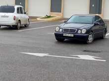 Mercedes E 220, 1999 il