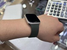 Apple Watch Series 7 Aluminum Starlight 45mm