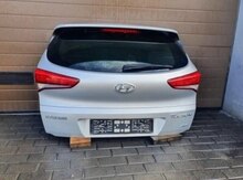 "Hyundai Tucson 2016-2018" baqaj qapağı