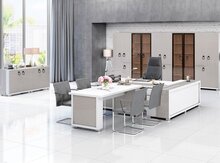 Ofis masası
