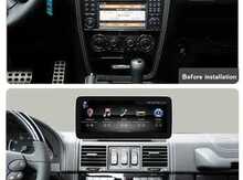 "Mercedes G Class" monitoru