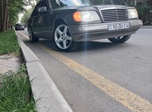 Mercedes E 220, 1993 il