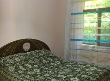 Bağ evi kirayə verilir, Oğuz r.